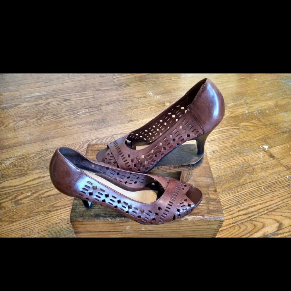 Peep toe brown leather heels